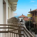 Santa Barbara & 3*