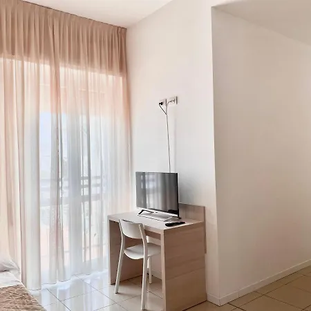 Hotel Santa Barbara & 3*