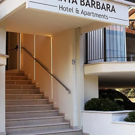Santa Barbara & ホテル 3*