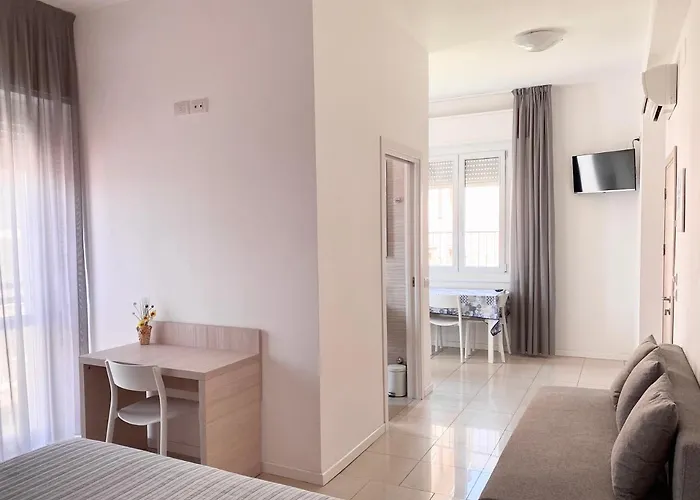 Santa Barbara & Hotel