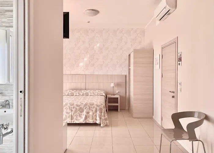 Hotel Santa Barbara & 3*