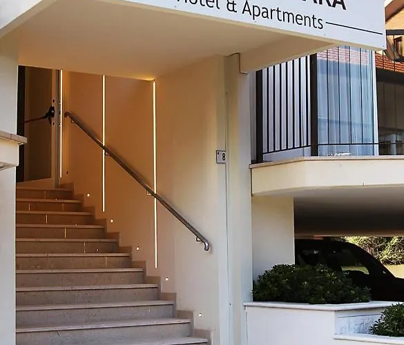 Santa Barbara & Hotel 3*