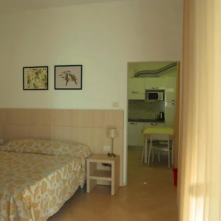 Santa Barbara & Hotel 3*