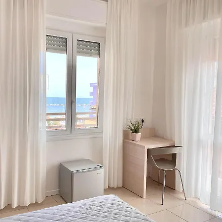 Santa Barbara Hotel&apartments 3*