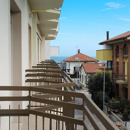 Santa Barbara Hotel&apartments 3*