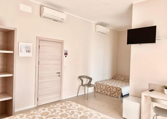 Hotel Santa Barbara & 3*