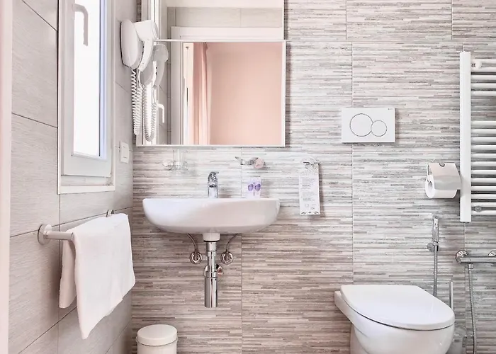 Santa Barbara & Hotel