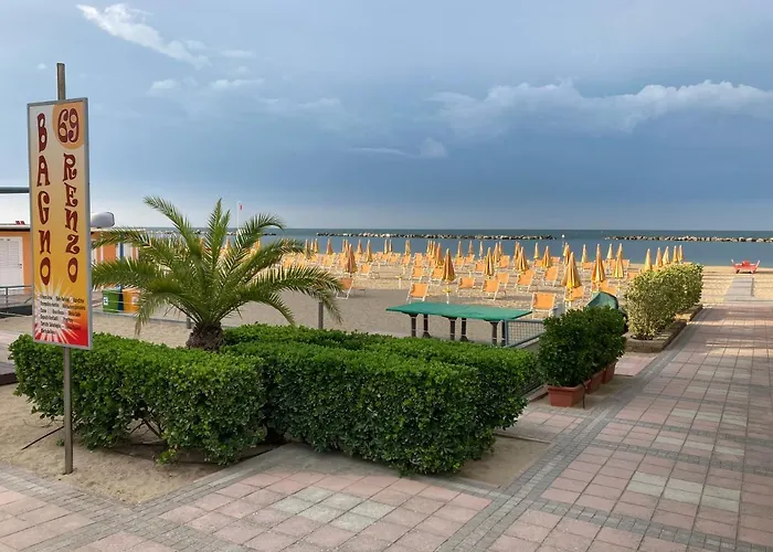 Santa Barbara & Hotel 3*