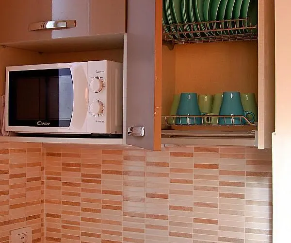 Santa Barbara & Hotel